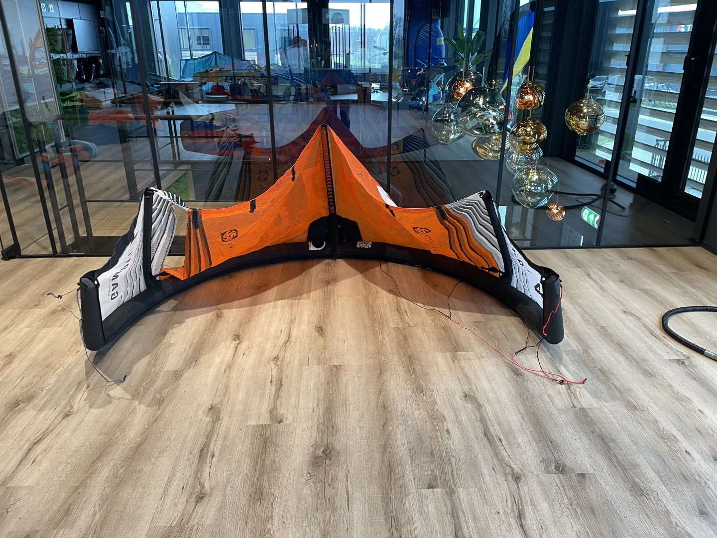 PLKB Gambit 4.0 orange - Production / Demo - DSG 4