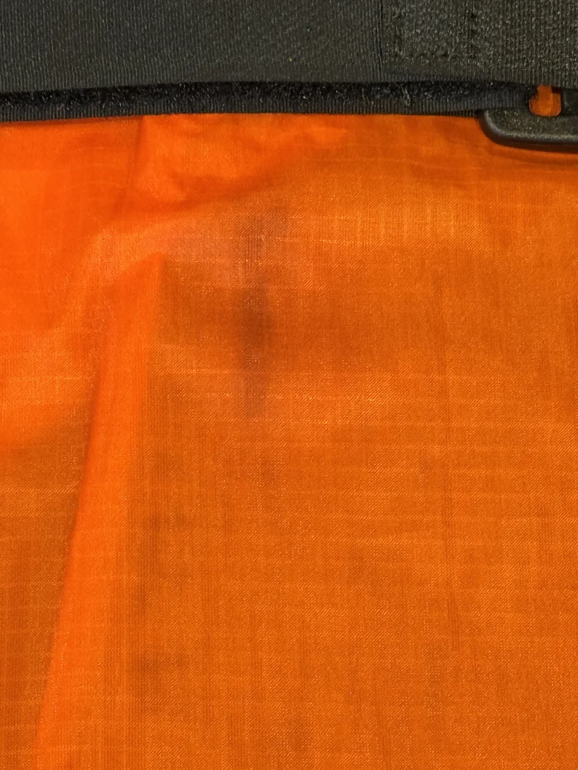 PLKB Lynx V5 8 orange - SC - Stains on the facric 2
