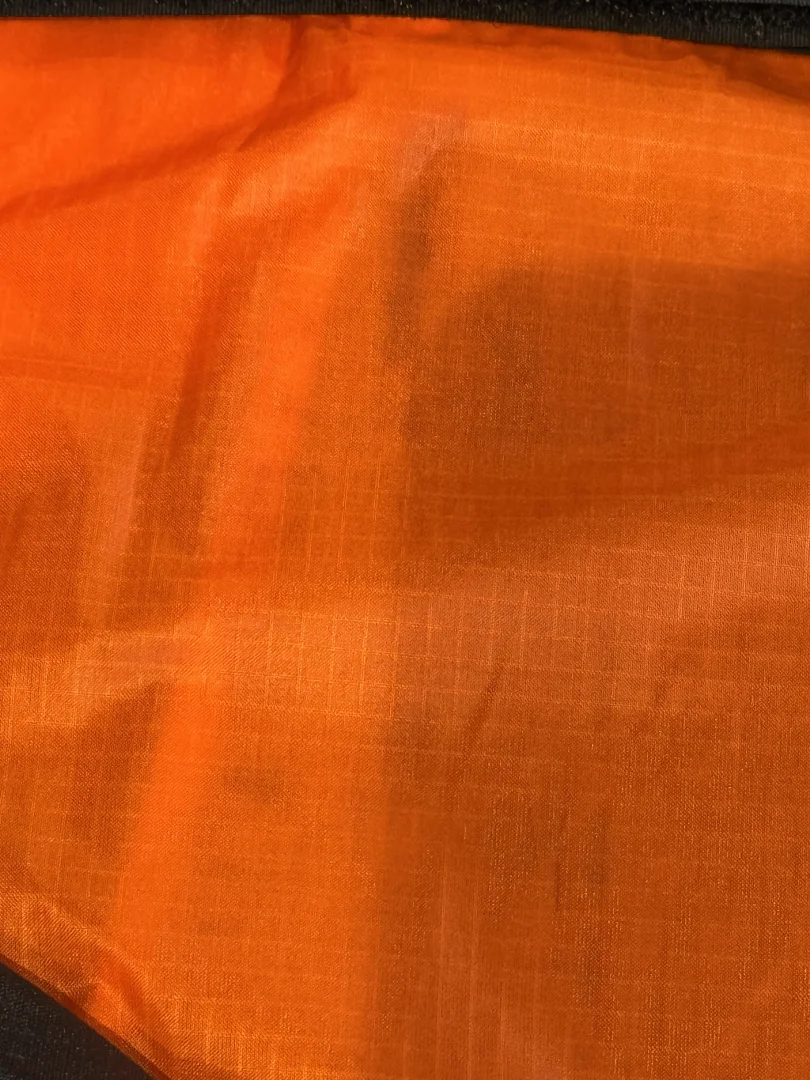 PLKB Lynx V5 8 orange - SC - Stains on the facric 3