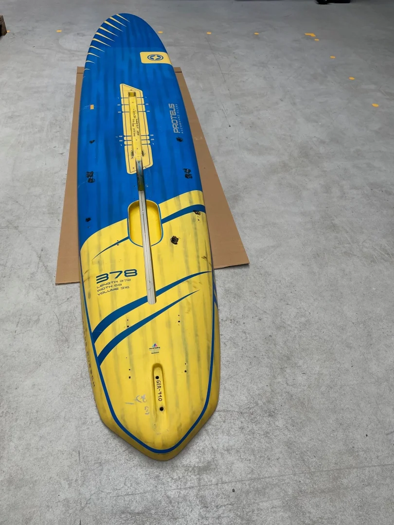 Raceboard Proteus II 378 Carbon - SC - Insert issues 4