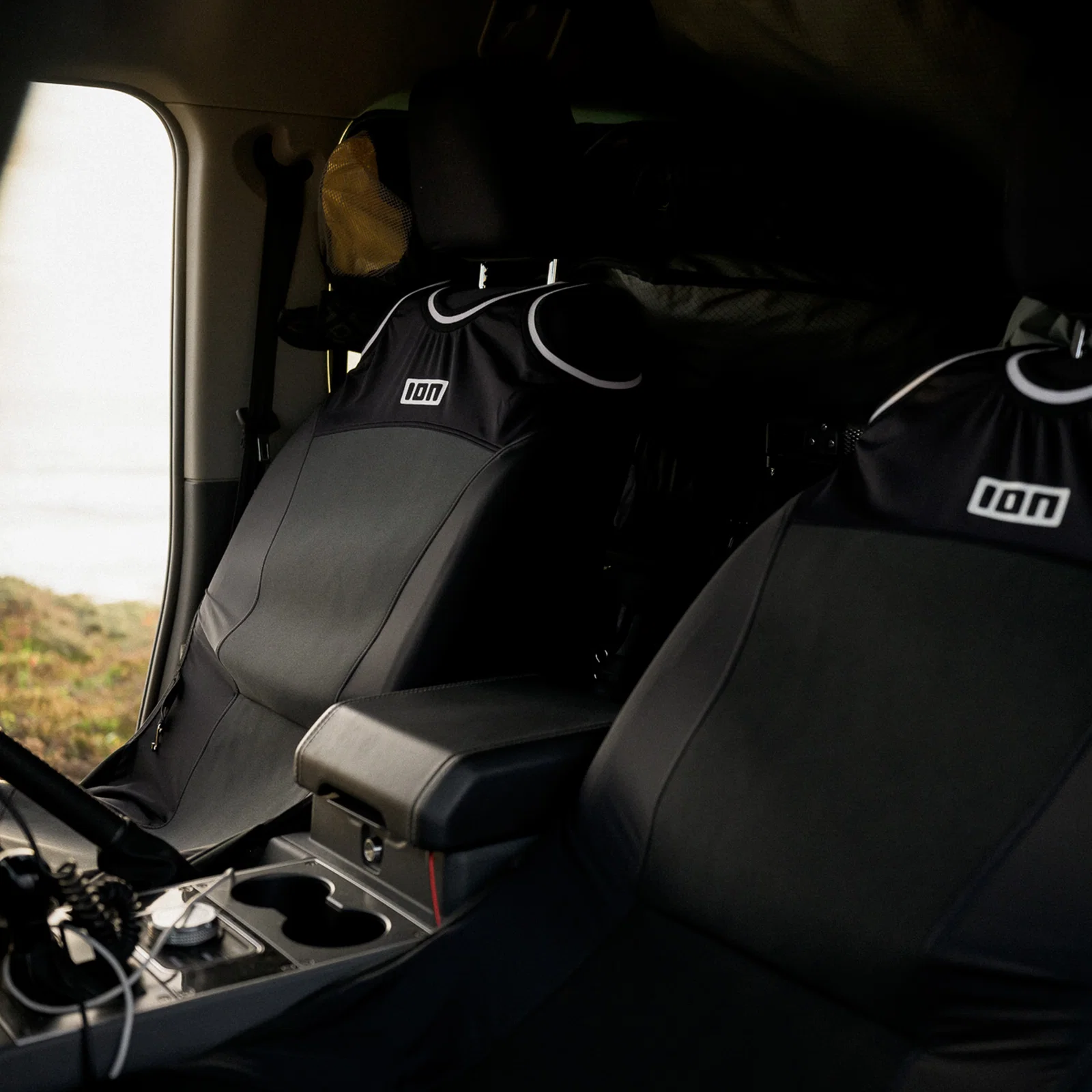 ION Coprisedile Auto Waterproof Nero 2