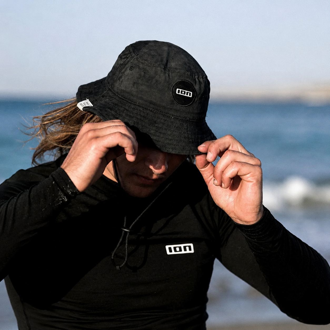 ION Cappello Bucket Protezione UV Nero 2