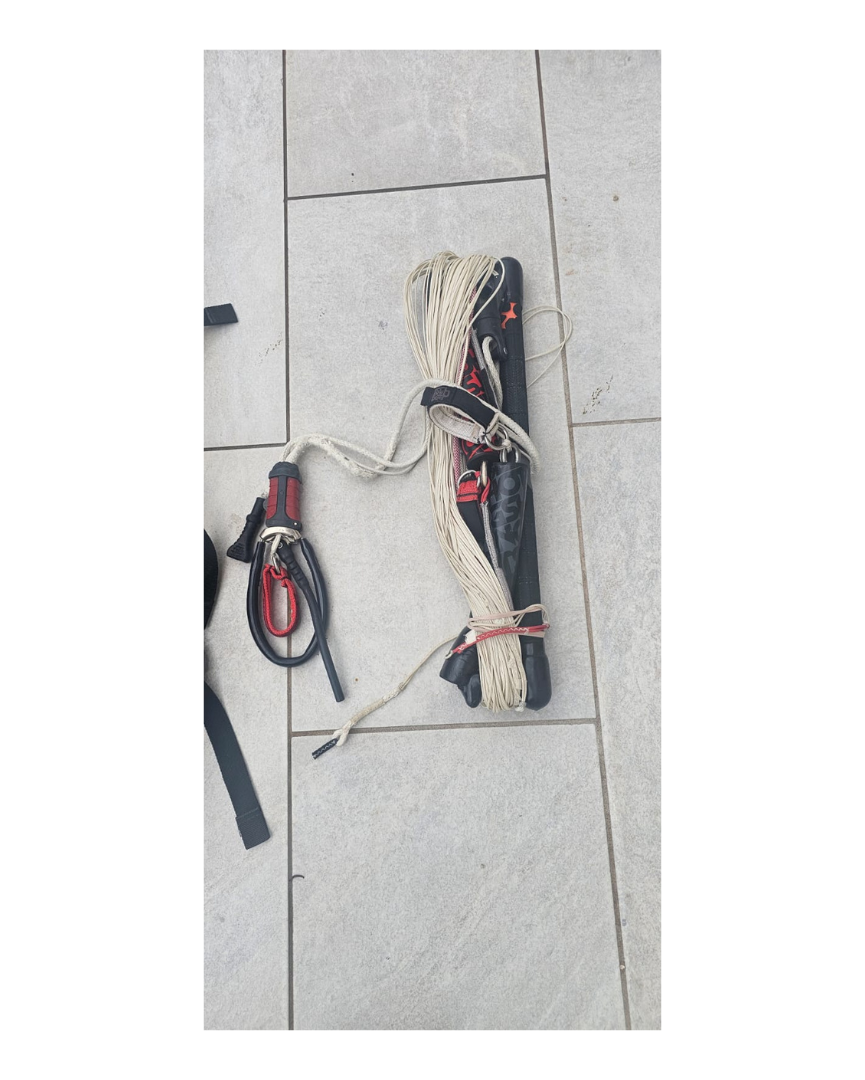 Slingshot Ala Kite RPM completo di Barra 8 mt Usato 5